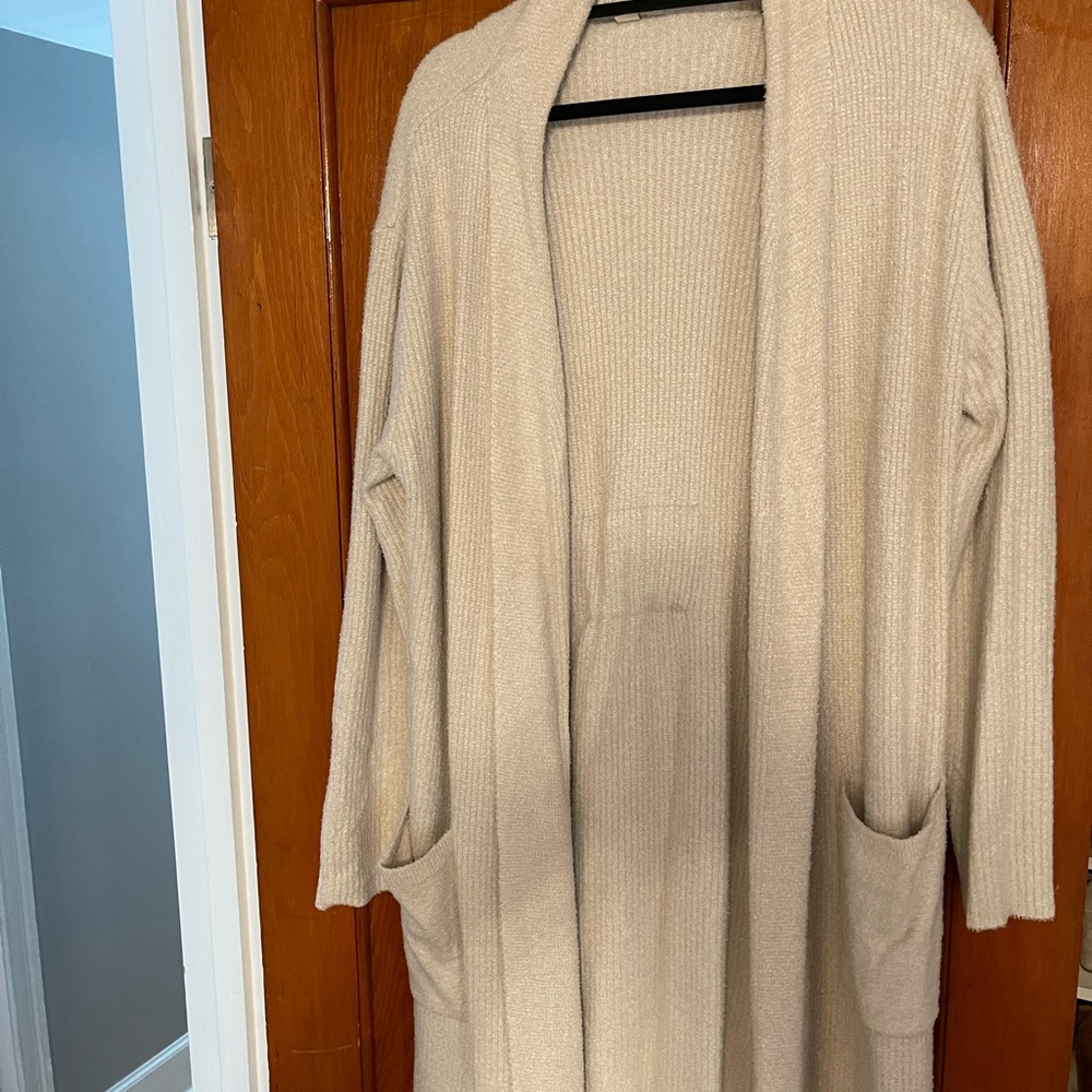Large barefoot dreams cozy chic robe